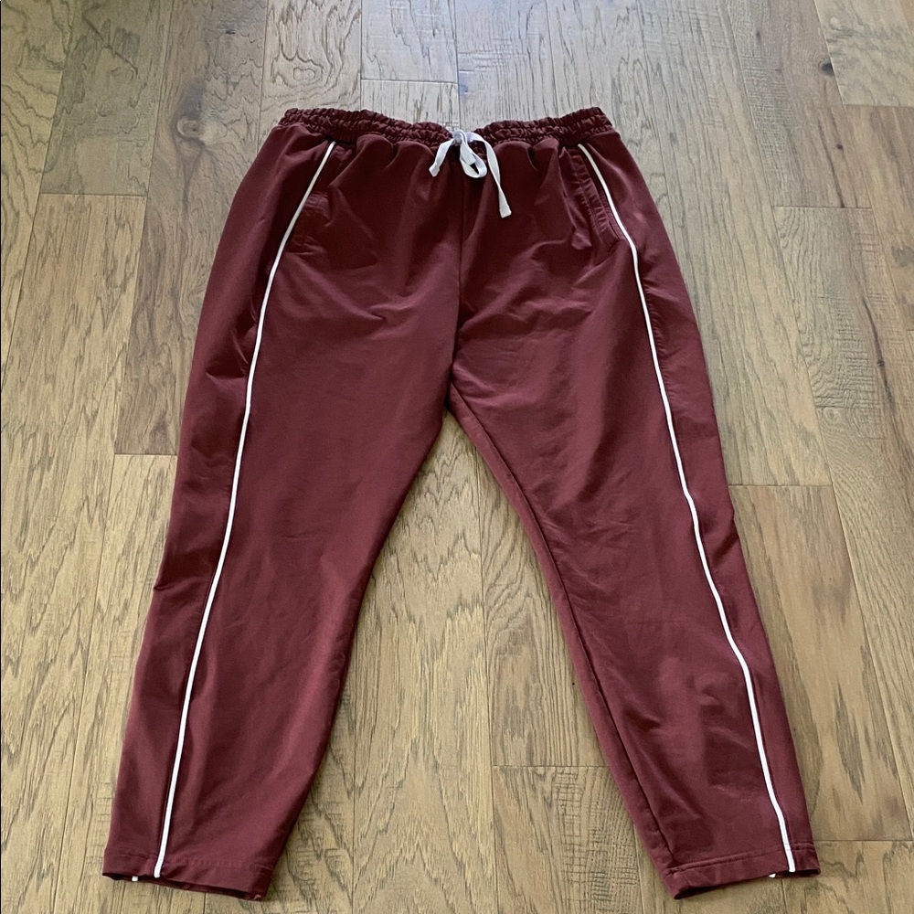 Gymshark Burgundy Joggers with White Trim